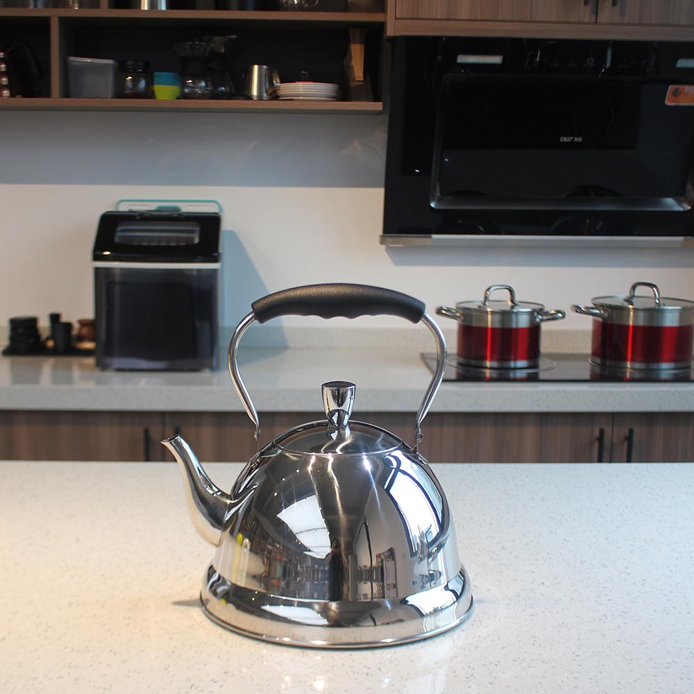 Stainless Steel whistling Kettle — product information