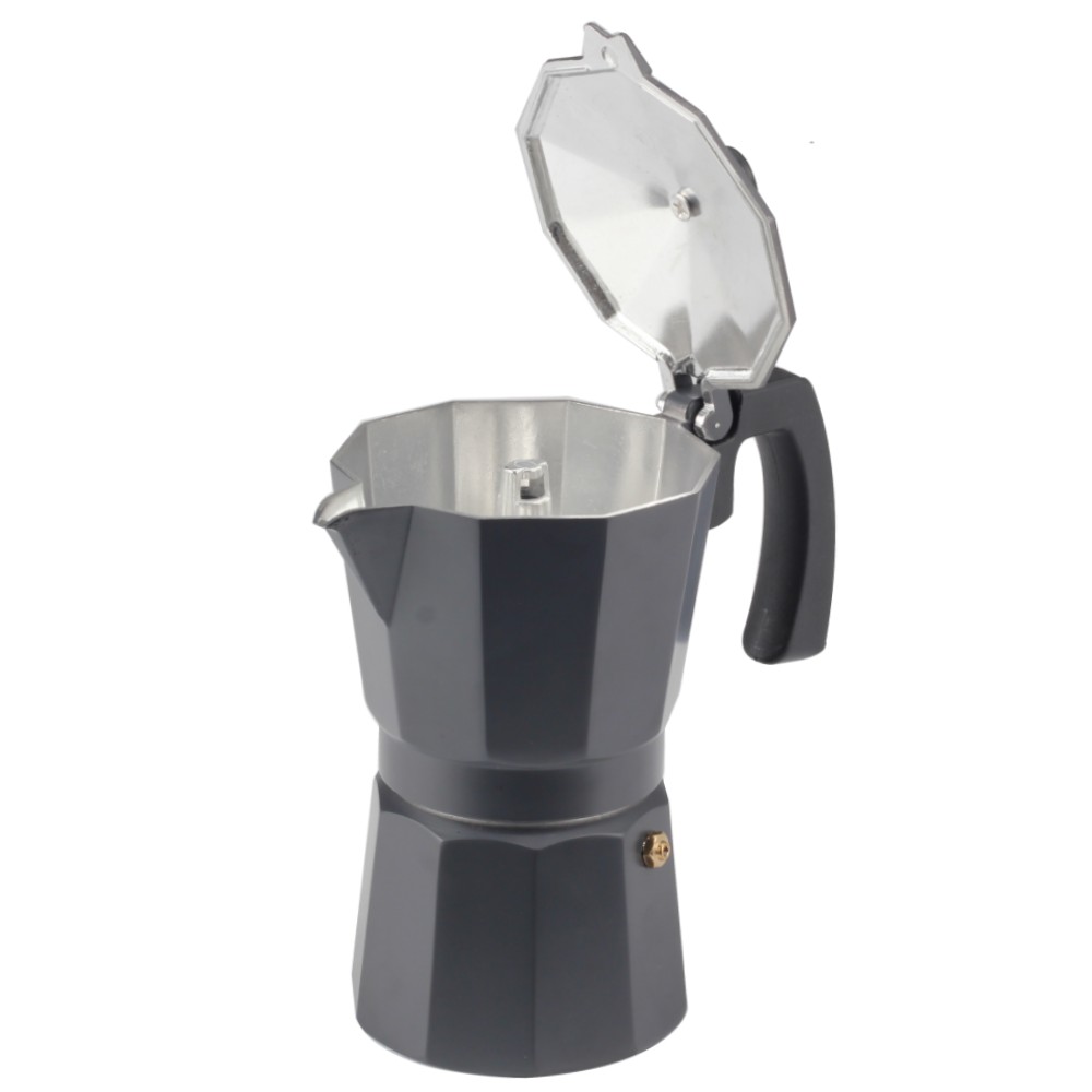 Brewing Rich Coffee Moka Pot — 3