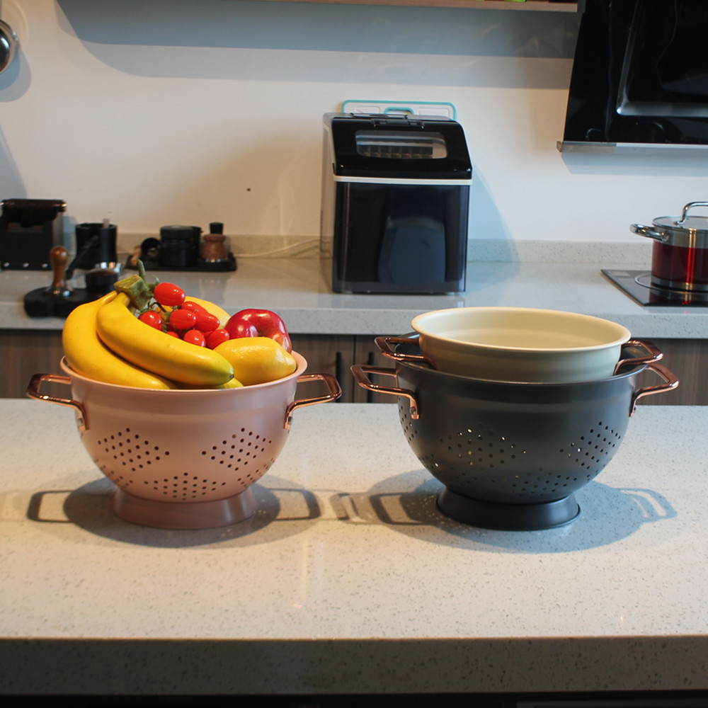 Good Grips Iron Colander Set, Metal — 6