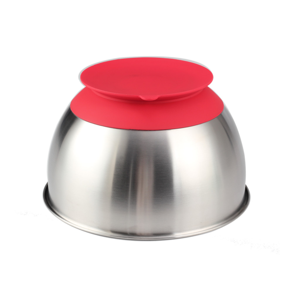 Stainless Steel Mixing Bowl With Suction Cup Silicone Bottom — product information