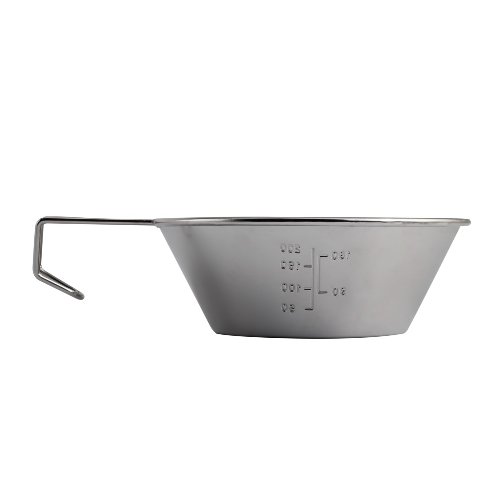 Metal Measuring Cup With Dual Scale — 2