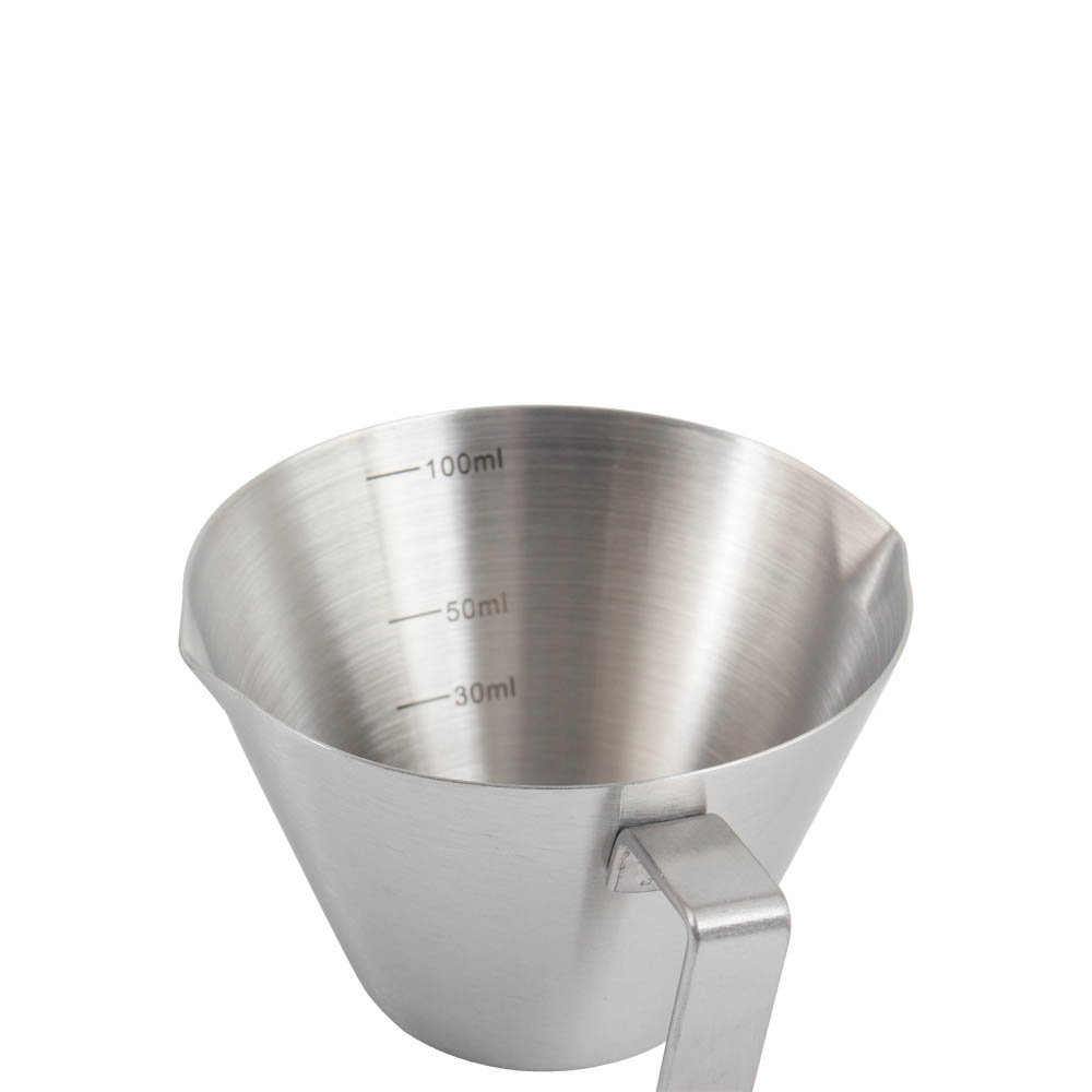 Double Spout Metal Measuring Cup With Dual Scale — 2