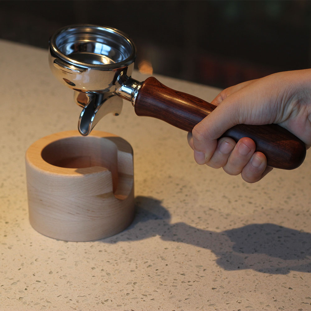 Portafilter Double Spout With Wooden Handle — product information